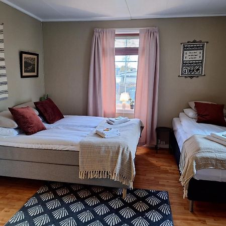 Privat Leilighet Pa Gard Med Badstue Og Nordlys Narvik Esterno foto