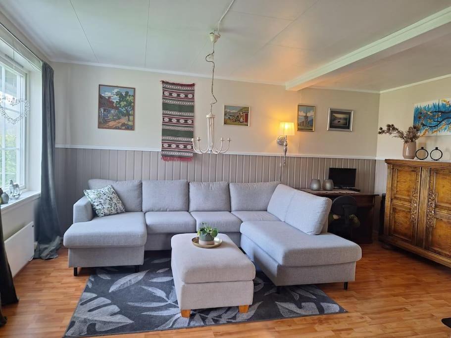 Privat Leilighet Pa Gard Med Badstue Og Nordlys Narvik Esterno foto